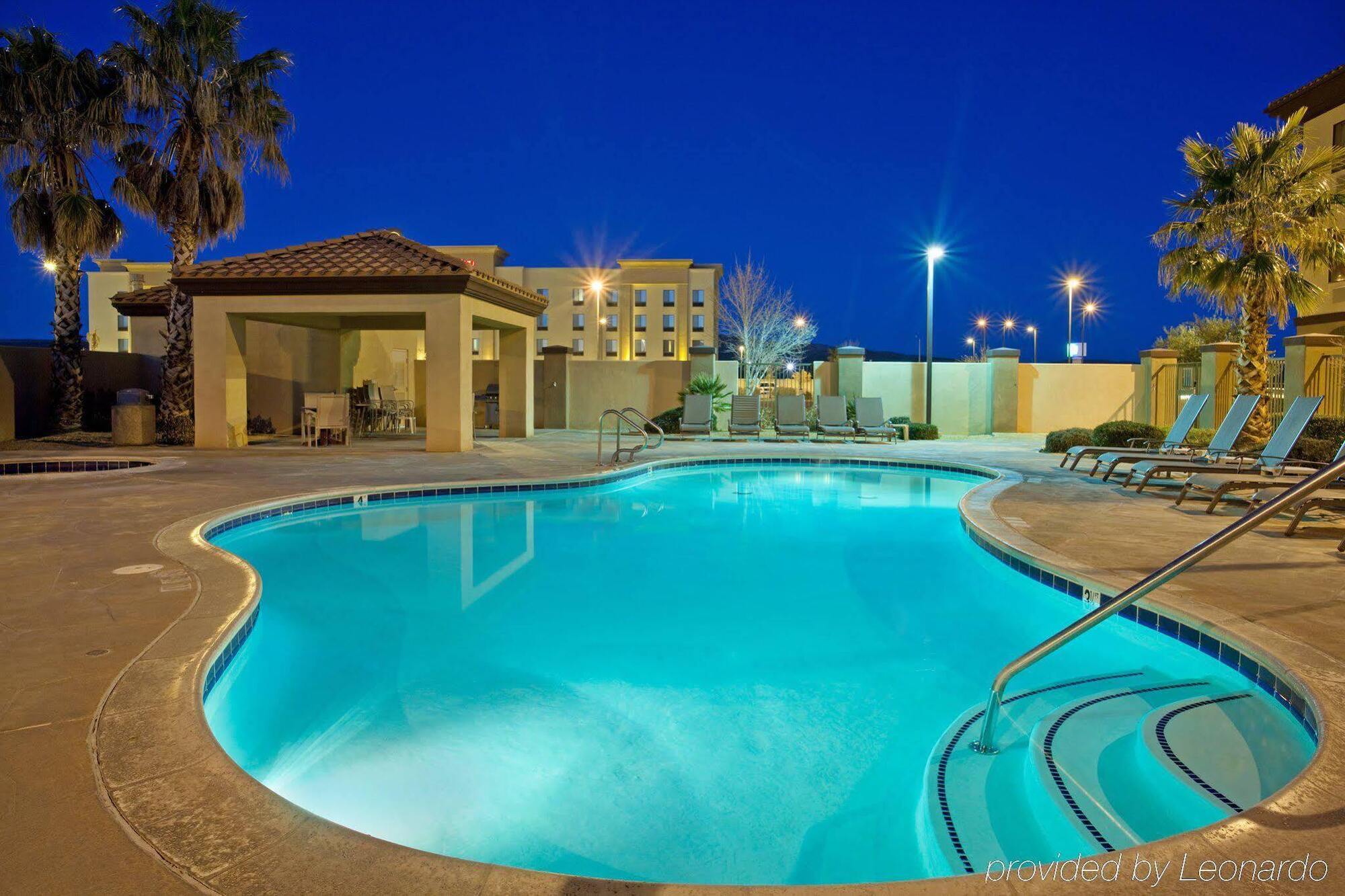 Holiday Inn Express Hotel & Suites Barstow By Ihg Экстерьер фото